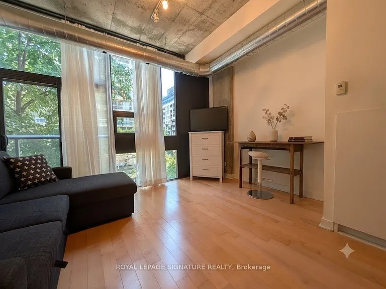 60 Bathurst St #210 — Photo 6