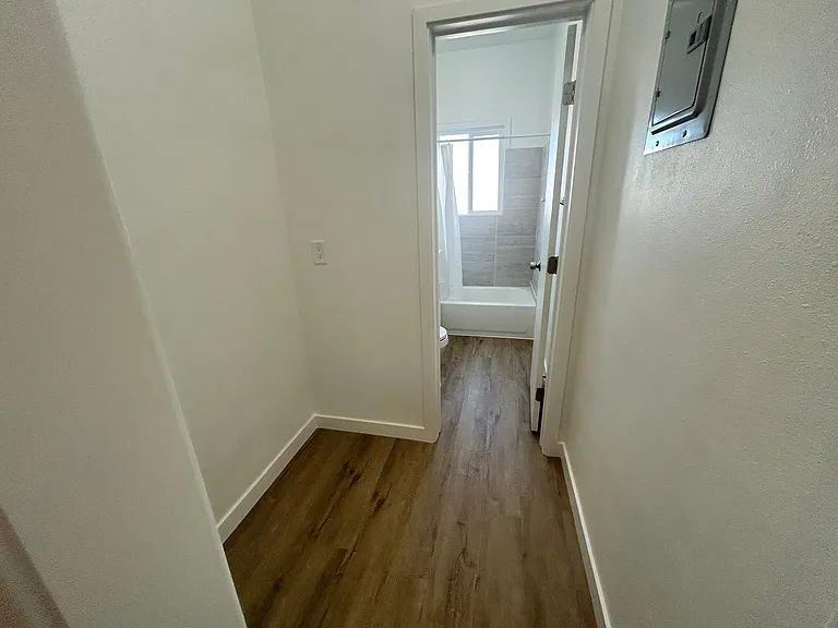 2256 Cambridge St #14 — Photo 7
