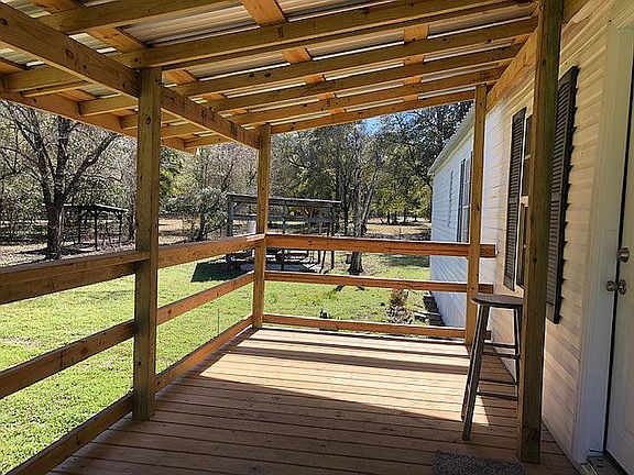 8x16 Front Covered Porch 