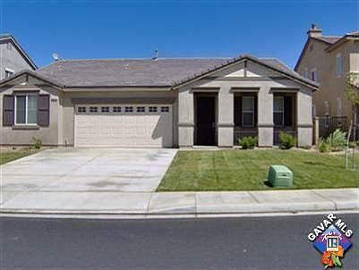 2nd image of 2219 Thorncroft Cir