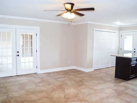 3rd image of 317 Brandywine Blvd
