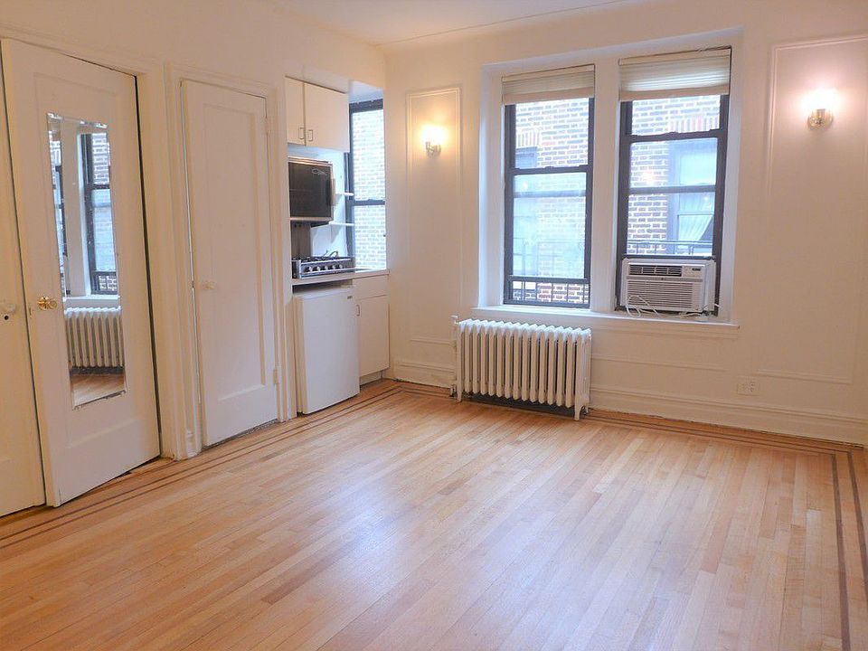 1st image of 300 8th Ave APT 6K