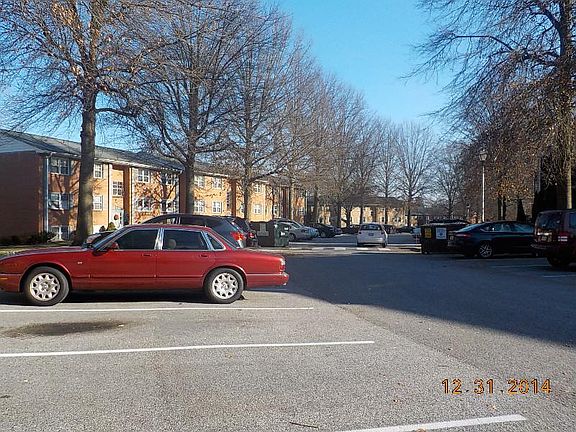 5th image of 204 Crocker Dr Unit B