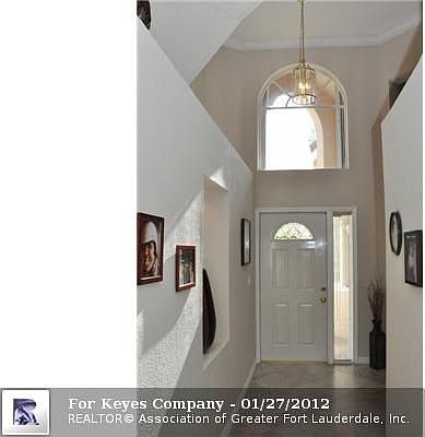 5th image of 10161 NW 5th St