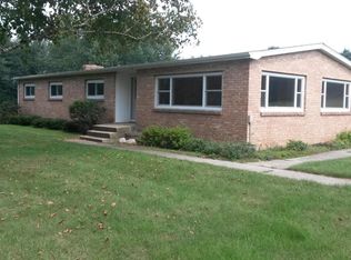 8608 Masters Rd, Howard City, MI 49329