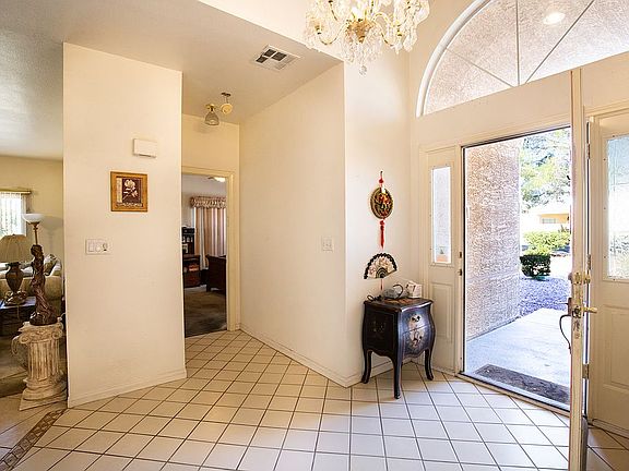 4th image of 445 Wonderstone Dr