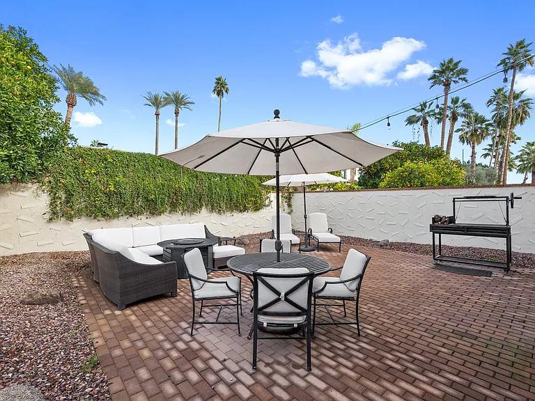 7118 E Buena Terra Way — Photo 40