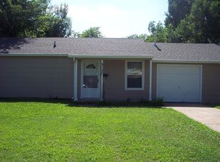 2127 Pearson Dr, Midwest City, OK 73110