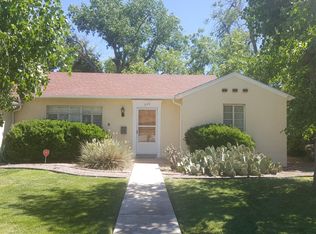 906 Grandview Dr SE, Albuquerque, NM 87108