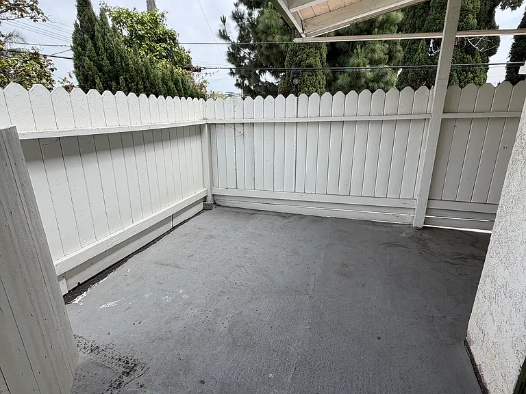 12004 Sylvester St #12004 — Photo 15