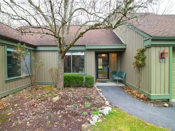 562 Heritage Hills #D, Somers, NY 10589
