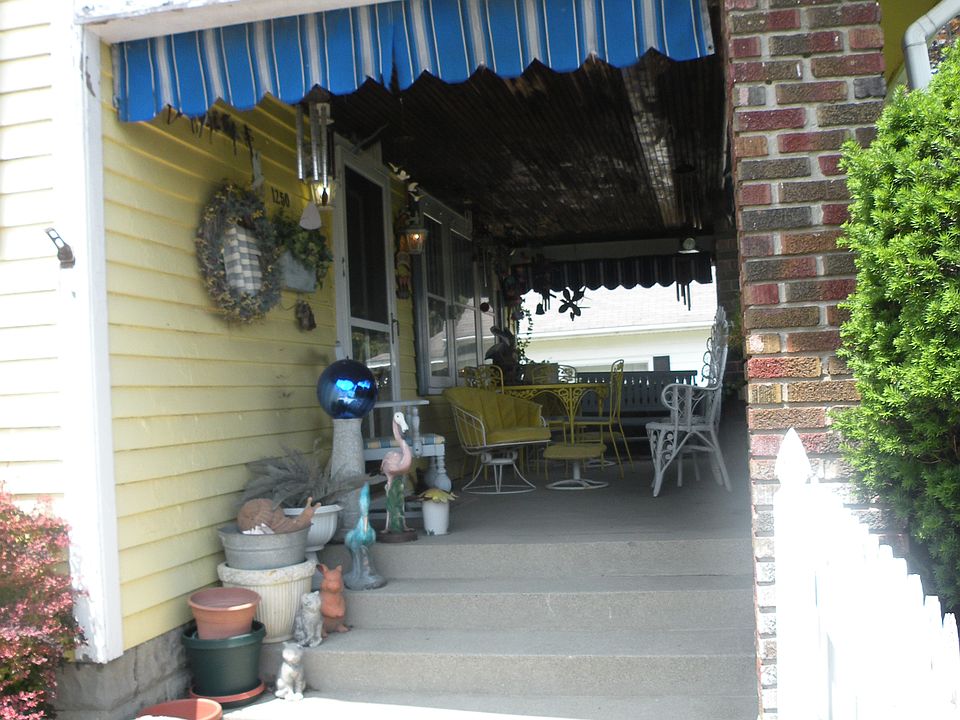 2nd image of 1250 S High School Rd