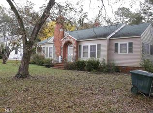 523 Athens St #523&527, Hartwell, GA 30643