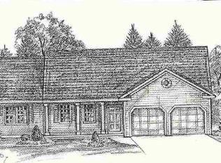 45 Acorn Ave E, Rensselaer, NY 12144