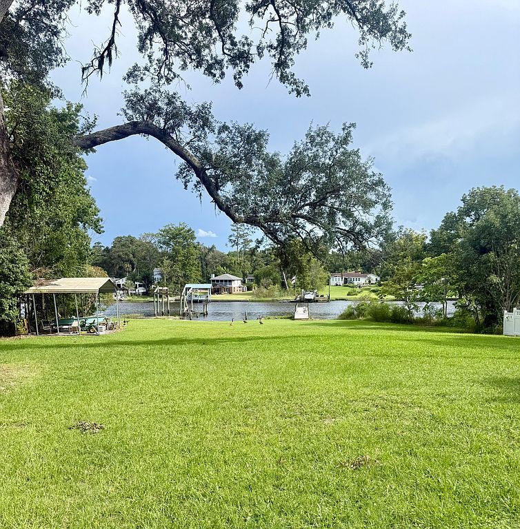 1290 Ovington Rd S - Property Image