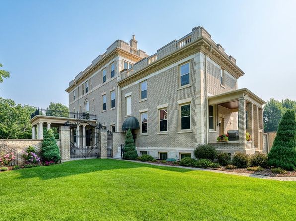 808 Summit Ave #3