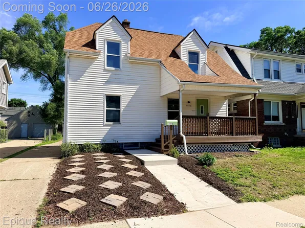 1010 Pearson St, Ferndale, MI 48220