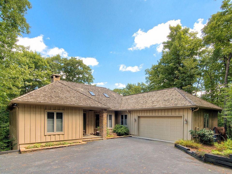 For Sale: 2227 Upper Divide, Highlands, North Carolina 28741