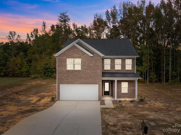 1217 Stonwyck Dr, Salisbury, NC 28146