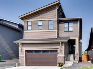 159 E Precedence Hl, Cochrane, AB T4C 2T6