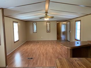 1572 Swan Ct, Azle, TX 76020