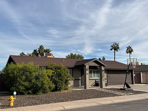3rd image of 515 N Valencia Pl