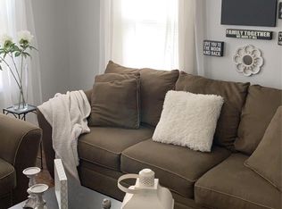 176 Thompson St #1, New Bedford, MA 02740