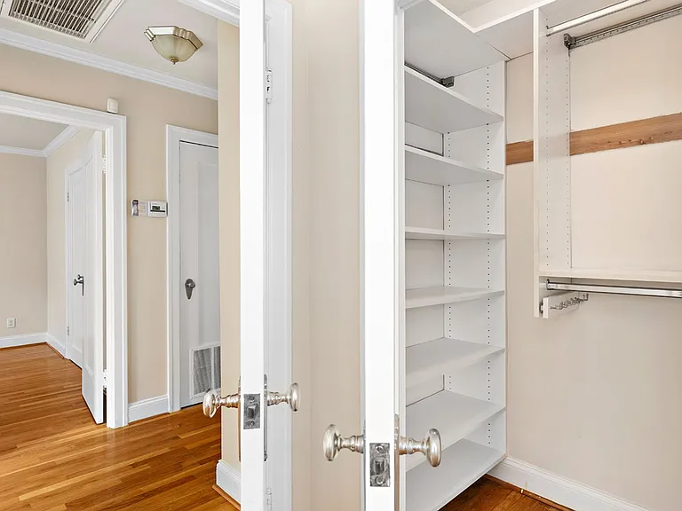 9000 Ashcroft Ave #9000 — Photo 17