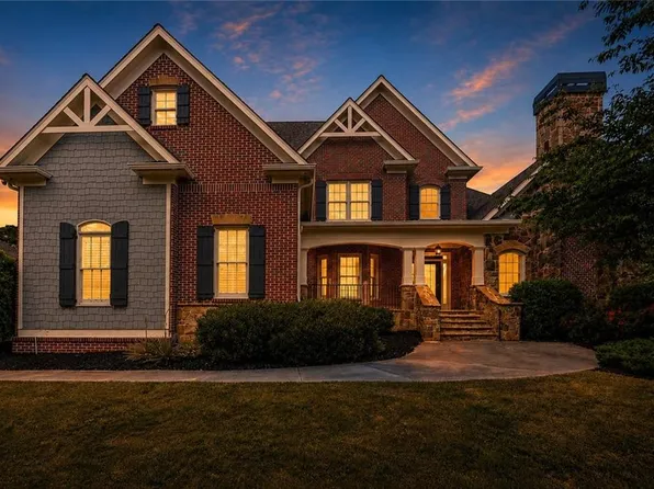 3451 Falls Branch Ct, Buford, GA 30519