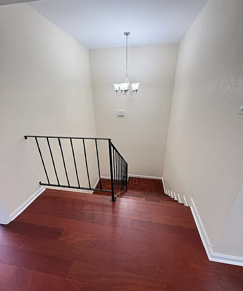 2176 Greendale Dr — Photo 13