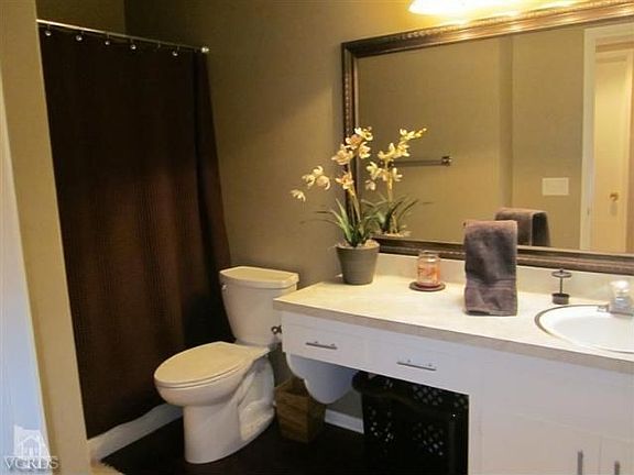 5th image of 220 Longridge Ct