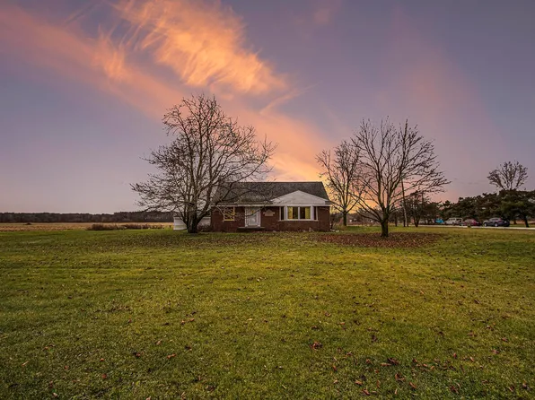 20360 29 Mile Rd, Ray, MI 48096