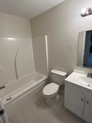 19A Park Circle Southeast - 1 — Photo 3
