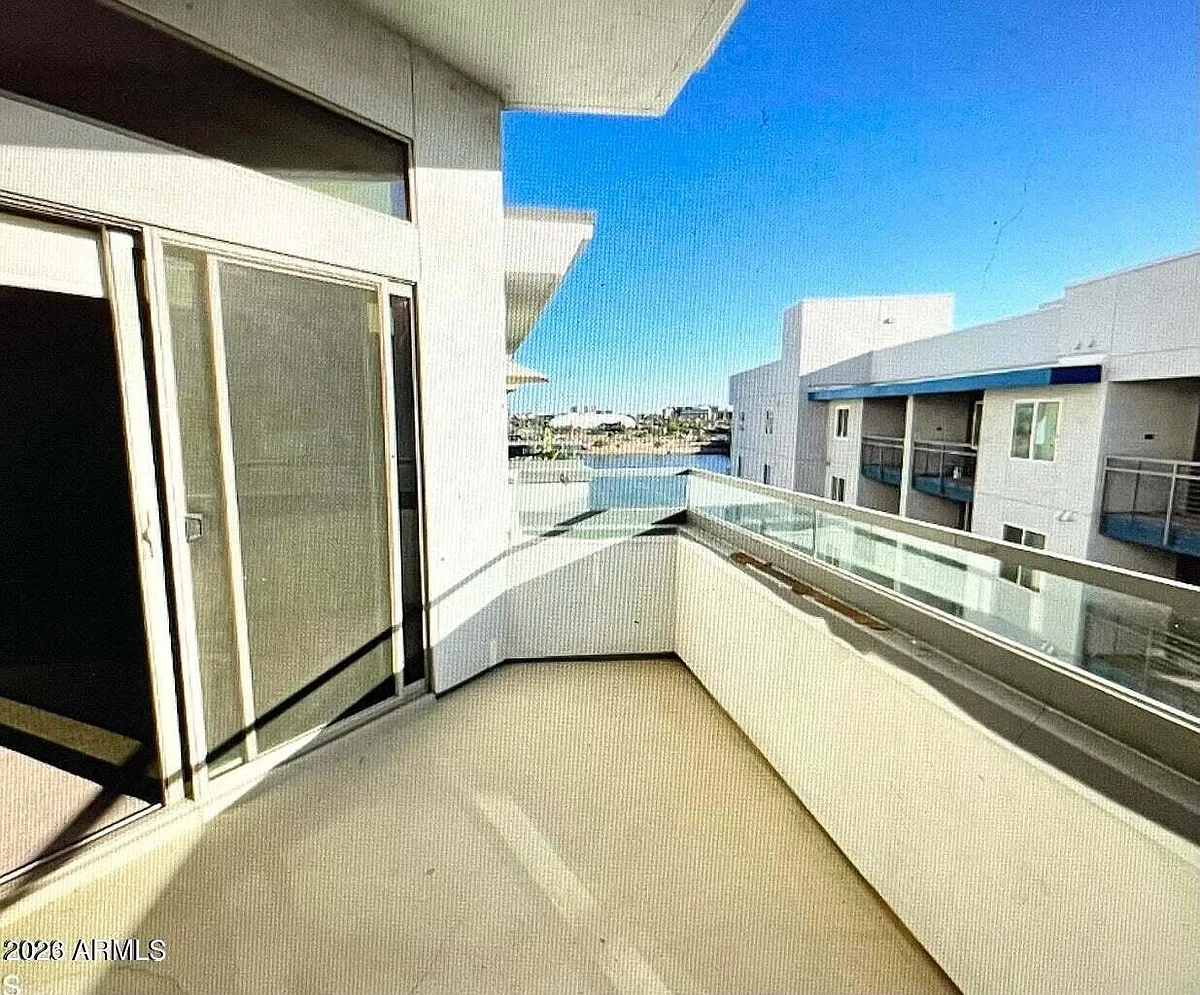 Building Photo - 945 E Playa Del Norte Dr #5020