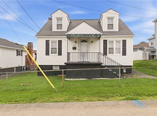 214 S Sycamore St, Mount Pleasant, PA 15666