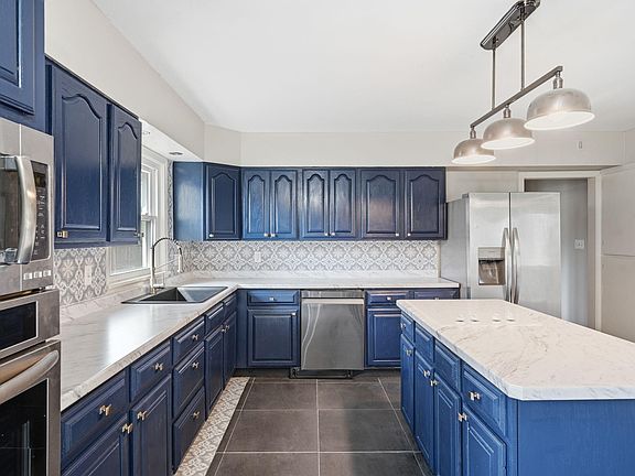 5th image of 1401 N Elizabeth Ave