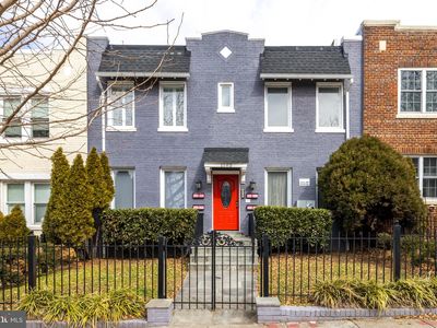 1102 Holbrook Ter NE APT 3, Washington, DC, 20002