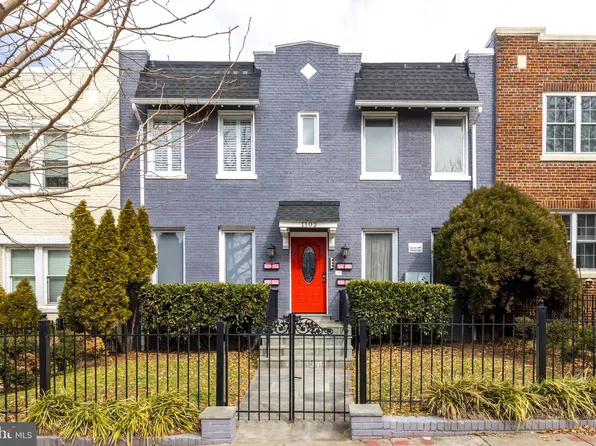 1102 Holbrook Ter NE APT 3, Washington, DC 20002