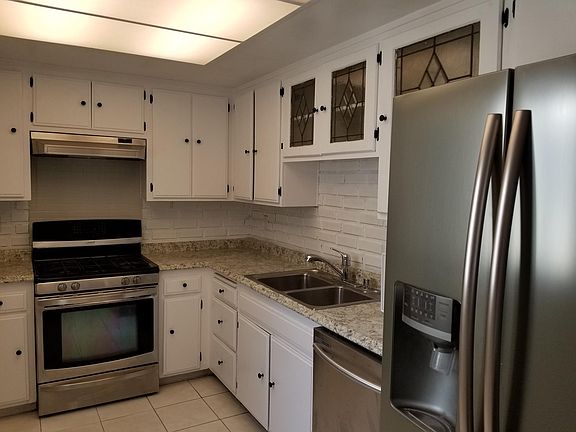 4th image of 3594 Cordova Ct Newbury Pk Ca #91320