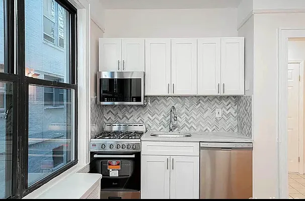 Kitchen, photo 1