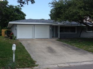 809 Wellington Dr, Clearwater, FL 33764