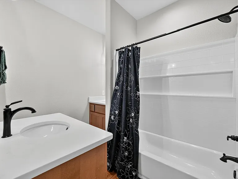 225 Sante Fe St — Photo 24