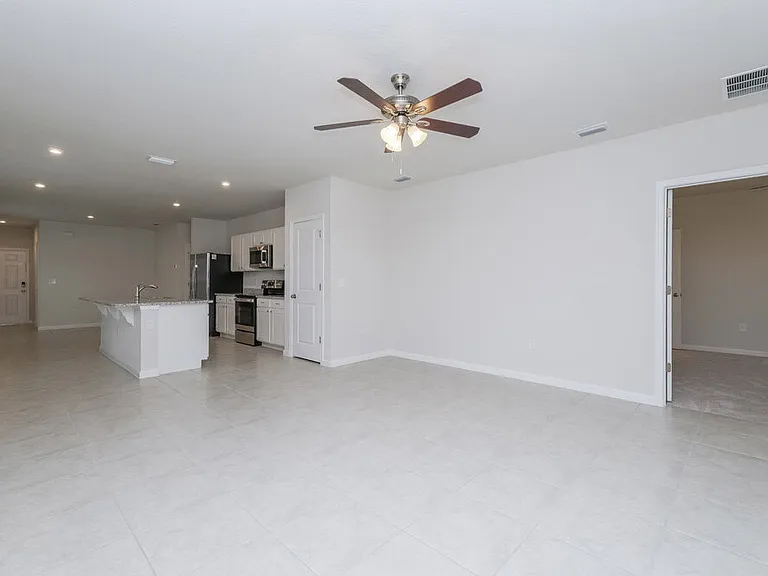 35227 Brienne St — Photo 5