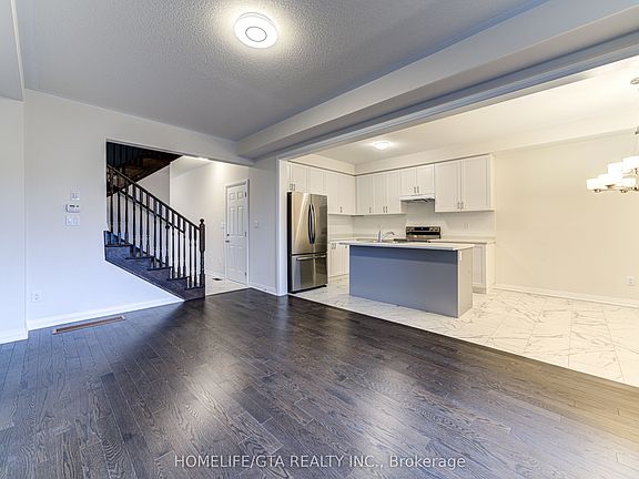 5th image of 168 Union Blvd