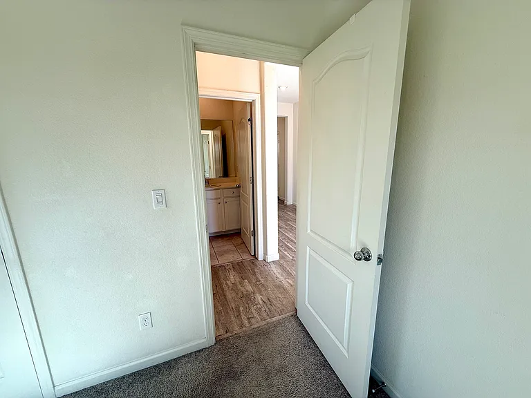 5437 Prewett Ranch Dr — Photo 6