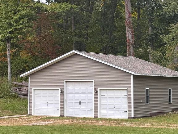 3rd image of 12398 Aalfs Rd