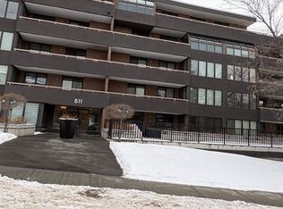 511 N 56th Ave SW #203, Calgary, AB T2V0G6