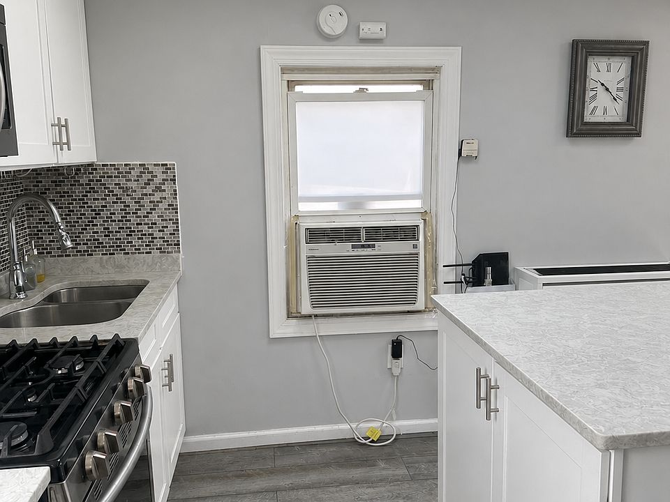 1st image of 26 Lafayette Pl #2B