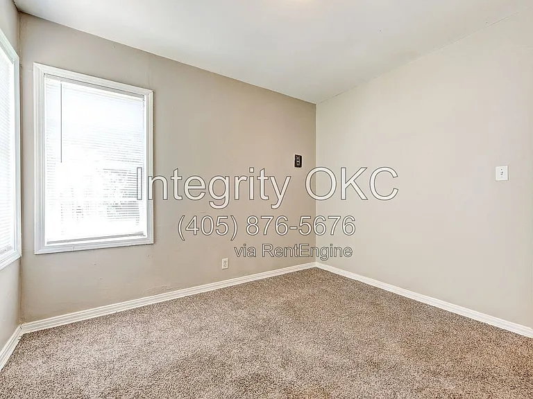 416 Reed Pl — Photo 27