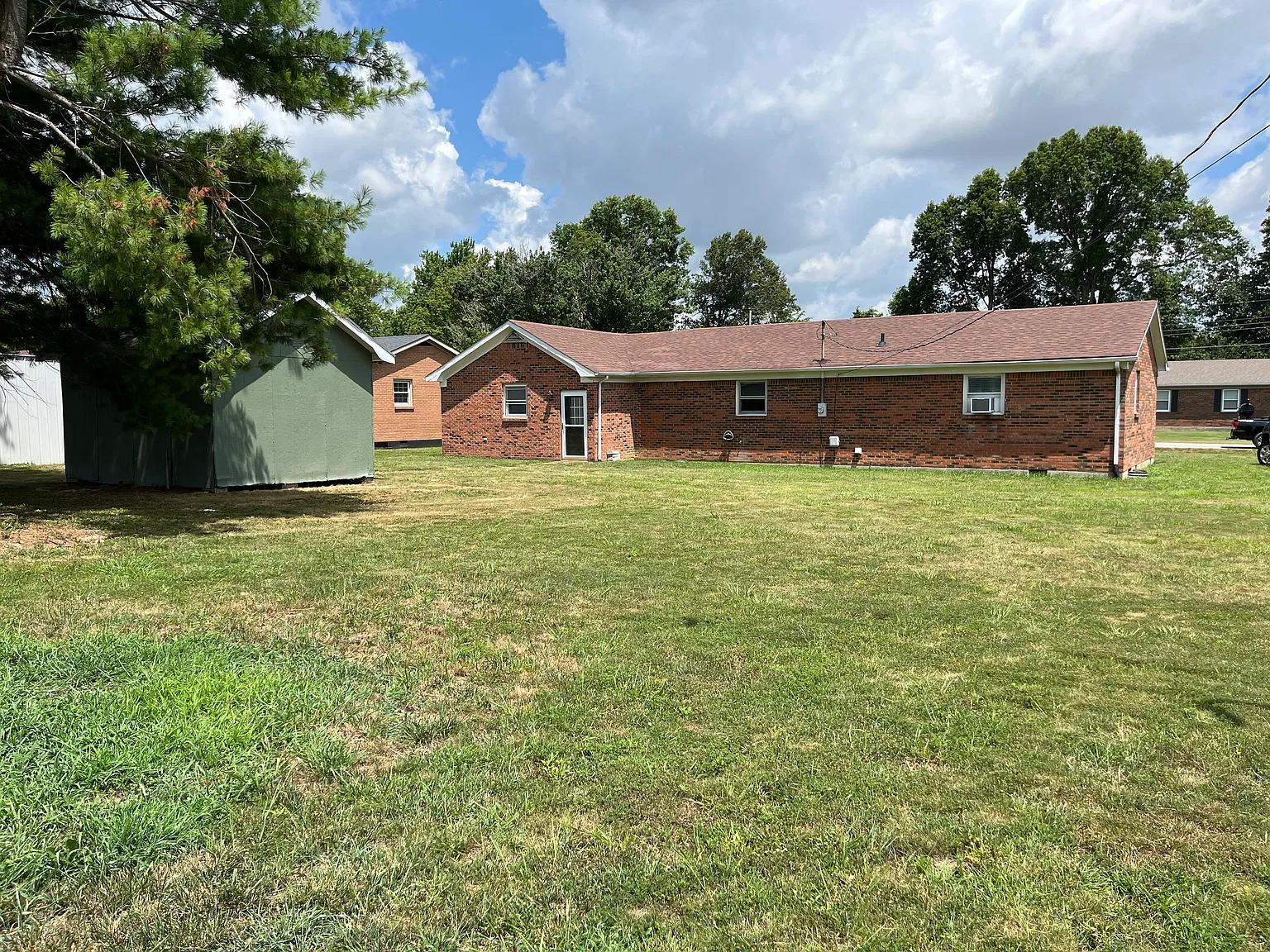 3 bed, 1125 sqft, $1,500 — Photo 3